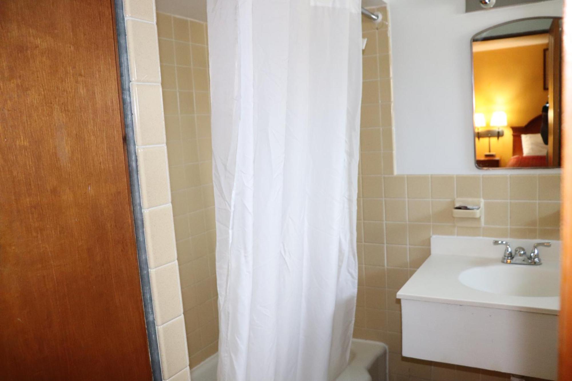 Best Nights Inn - Sparta المظهر الخارجي الصورة
