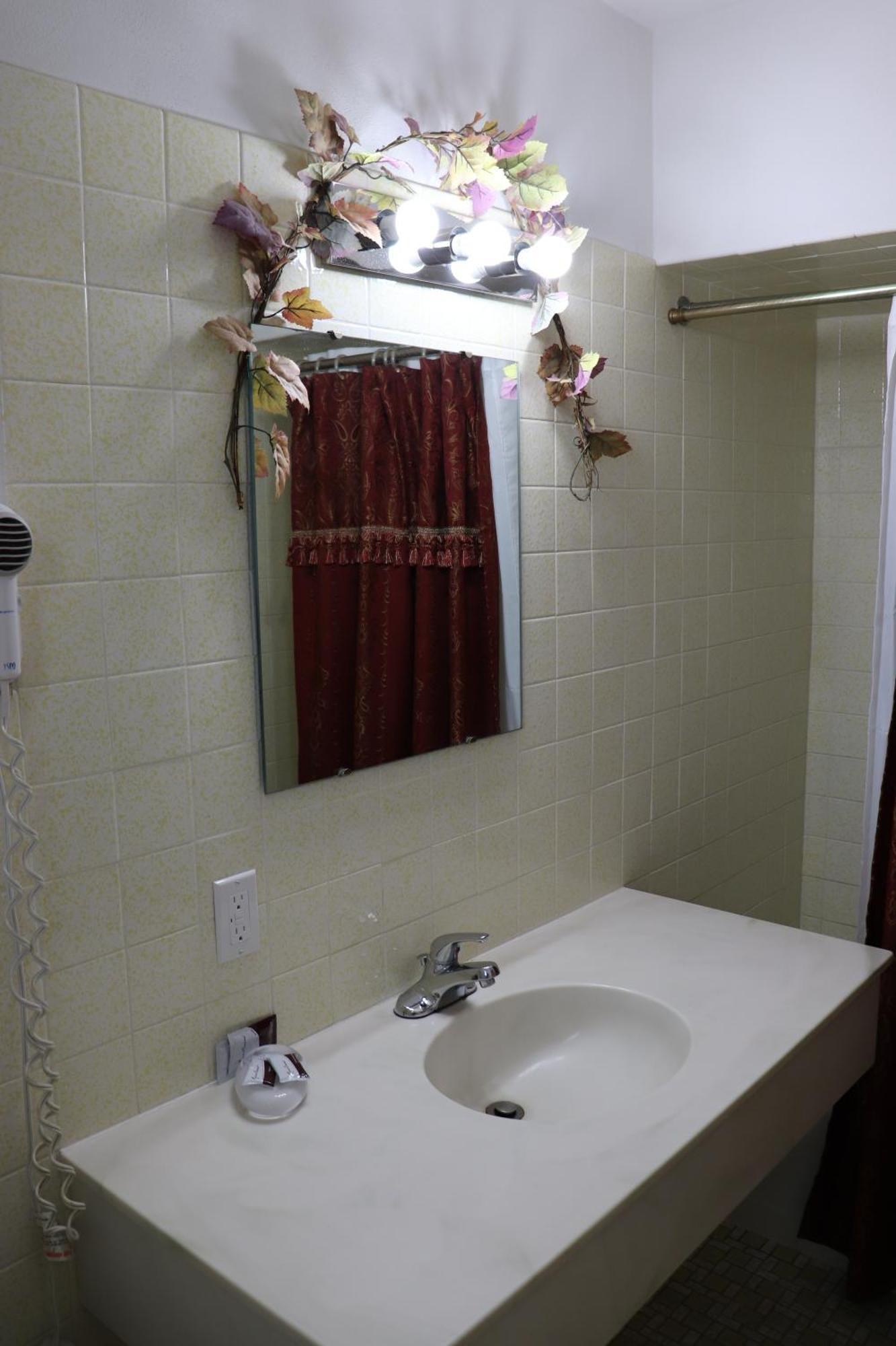 Best Nights Inn - Sparta المظهر الخارجي الصورة